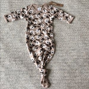 Spearmint Baby knotted gown